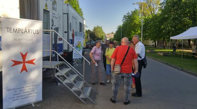 KÖNNYEK HELYETT…TARTS VELÜNK GYOMAENDRŐDÖN