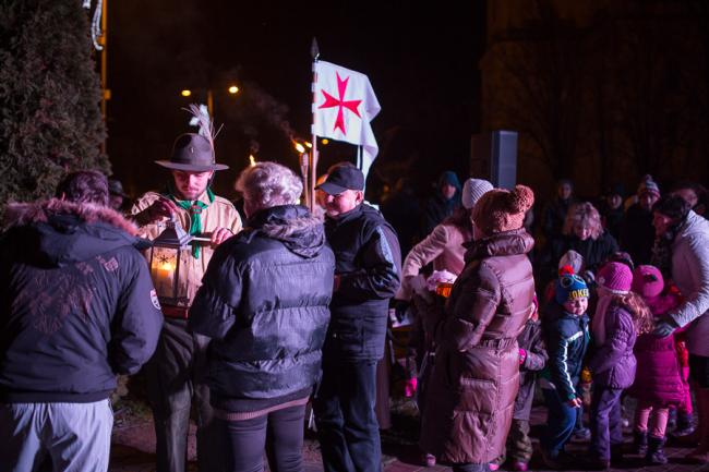 Adventi gyertyagyújtás és adományozás Gyomaendrődön