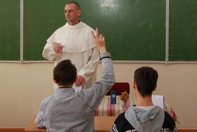 ERÉNYEK KARDJA - MEZŐTÚR