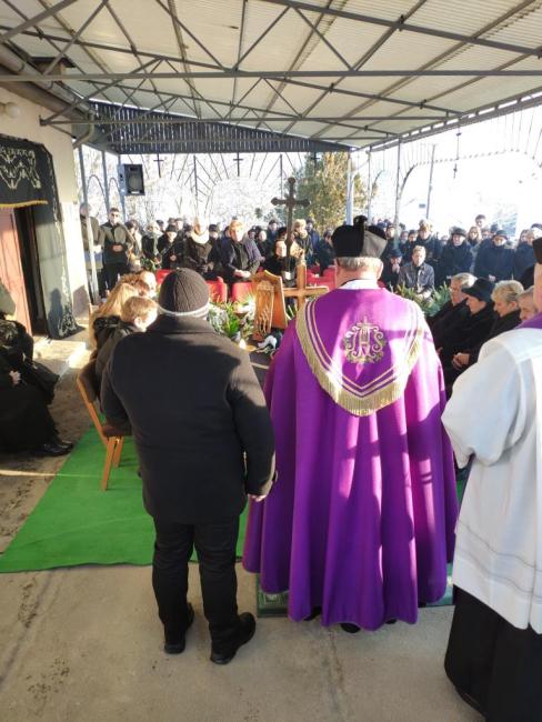 Érsek Barnabásné sz. Vass Beáta dáma temetése